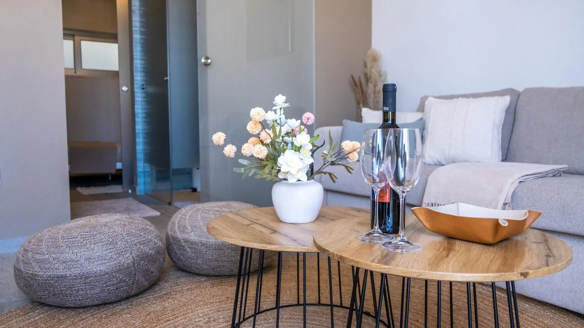 Mythical Spa Suite - Gym*Yoga Room*Pools Protaras Apartment